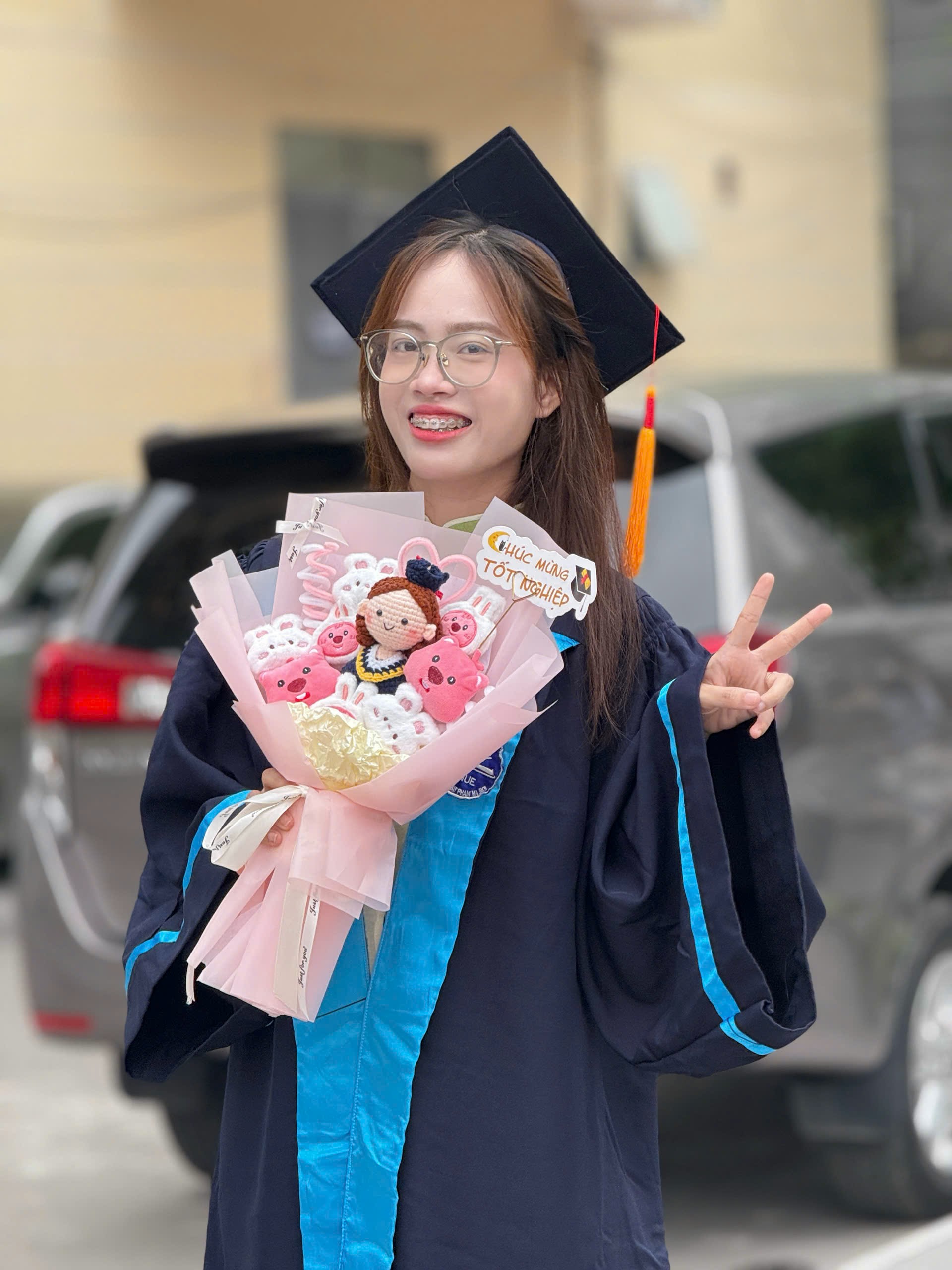 CÔ PHẠM THỊ THU NGÂN