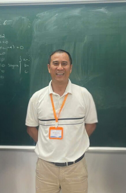Thầy Giáp Xuân Trường