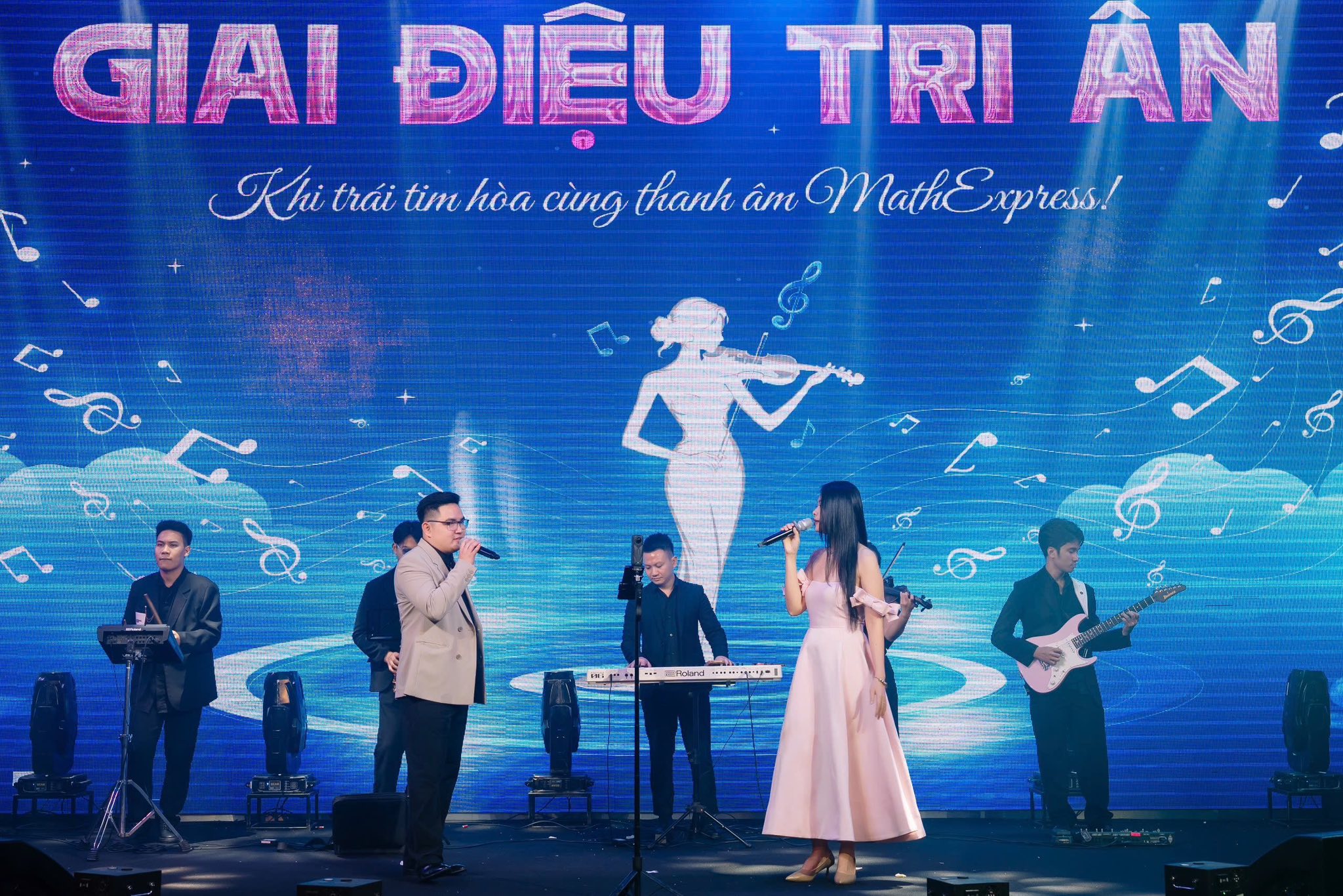 Chương trình giao lưu âm nhạc đầy cảm xúc